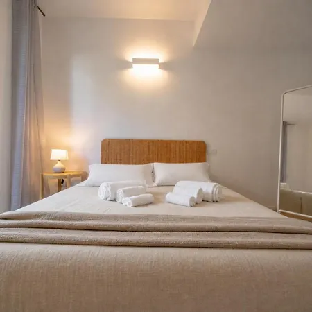 Aurora Apartment *